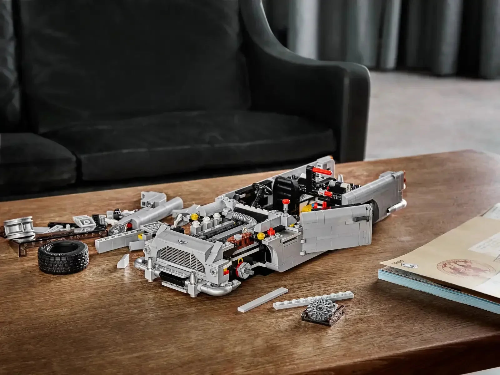 DB5 "007" (1295 teile)